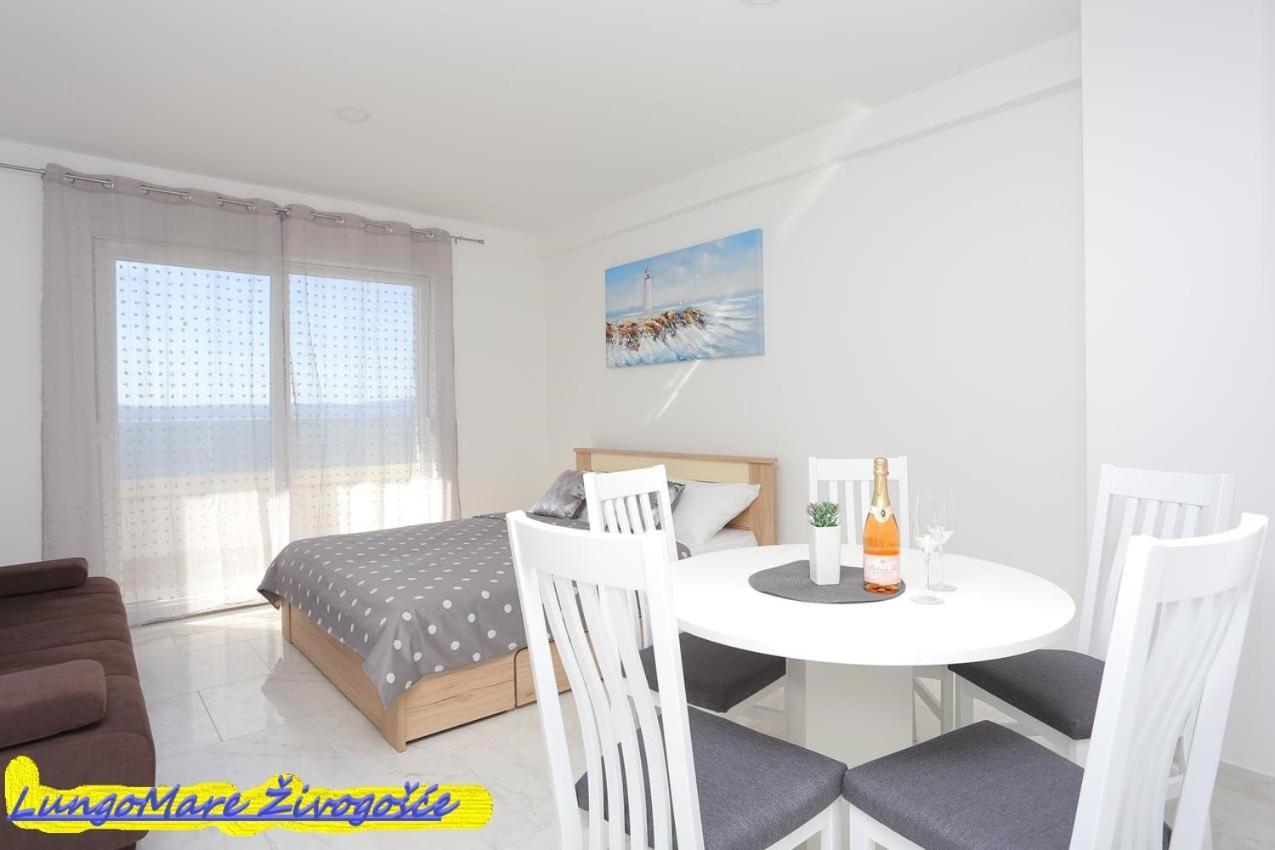 Apartmants Villa Lungo Mare Zivogosce Luaran gambar